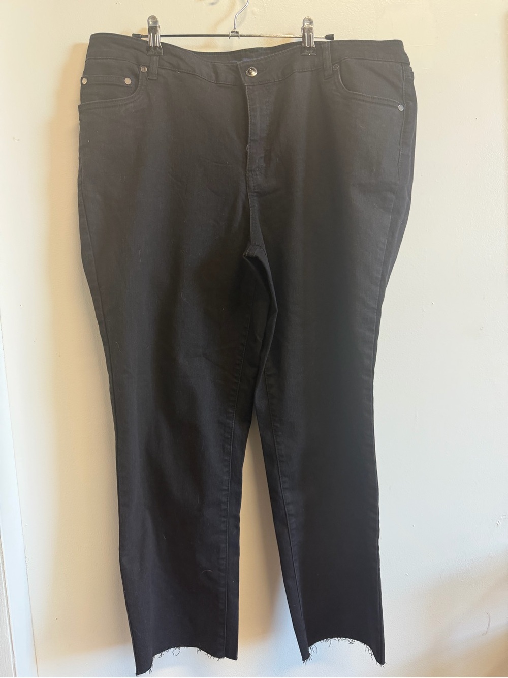 demin24/7 Black Raw Hem Straight Leg Jeans Plus Size 18W Classic Minimalist